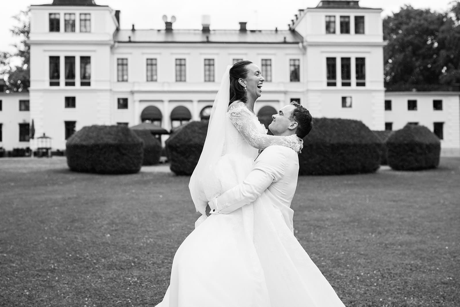 Bröllopsfoto av Moments by EC × Elinas