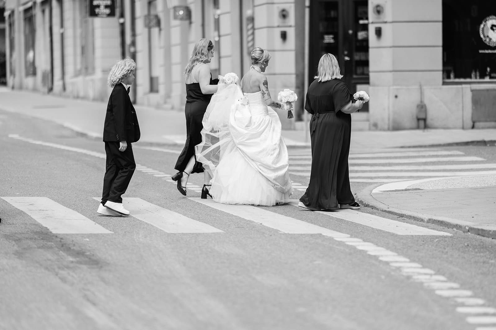 Bröllopsfoto av Moments by EC × Elinas